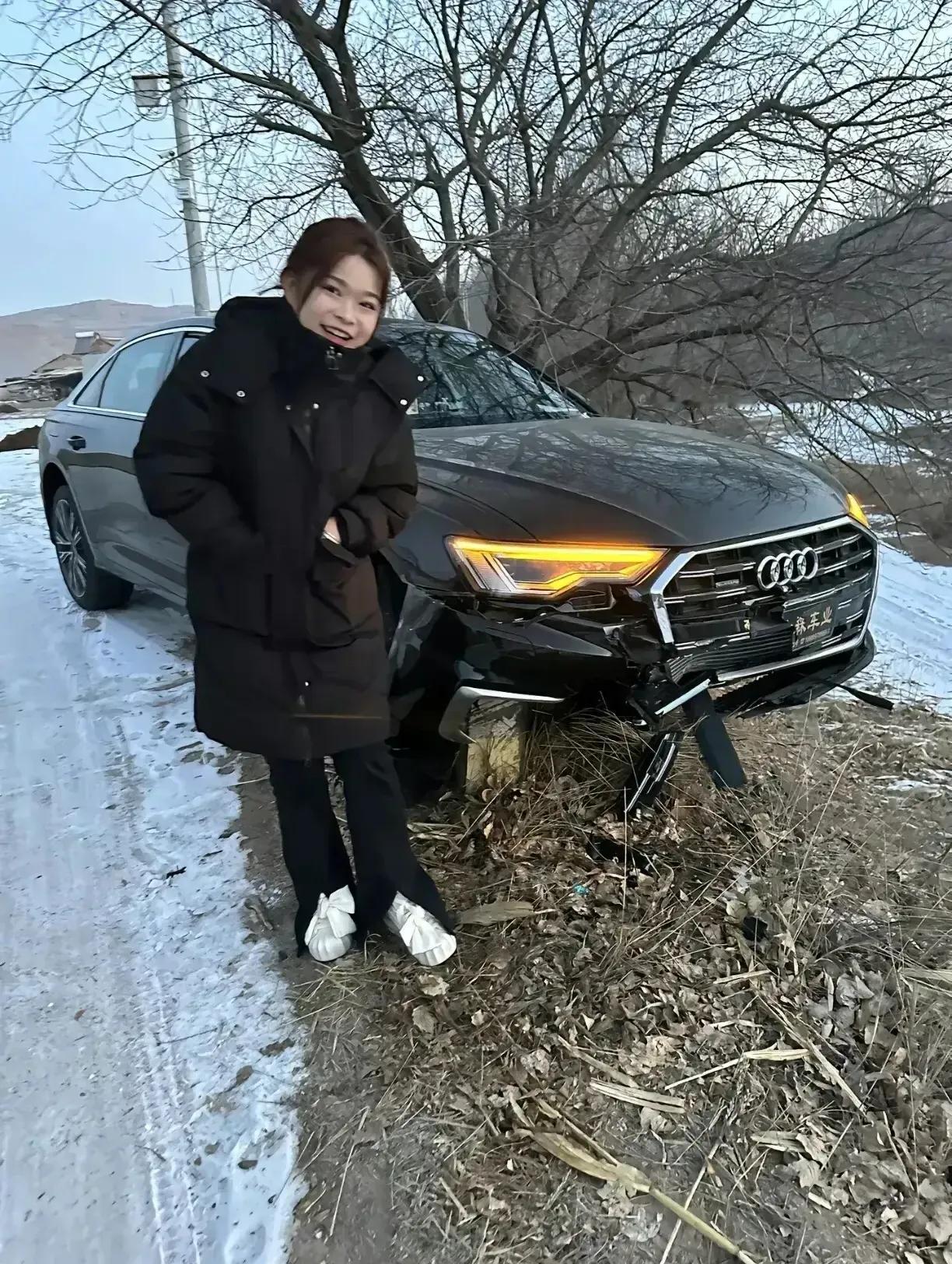 败家娘们！好不容易提个新车，准备回村过年的，这回估计有点儿难[吐][融化][大哭