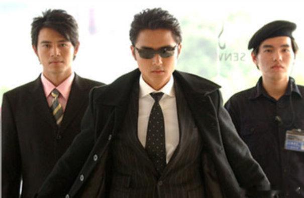 双11给你指条明道 谁懂啊！《迷魂记》旋律一出，瞬间被明道拉回追单均昊的日子！他