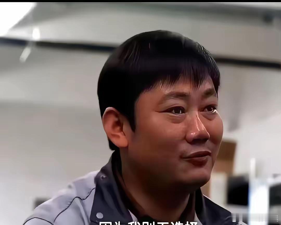 张雪在葡萄牙拿了双冠，台下还没庆祝完，他自己先泼了盆冷水。他说，夺冠的车，轴瓦和