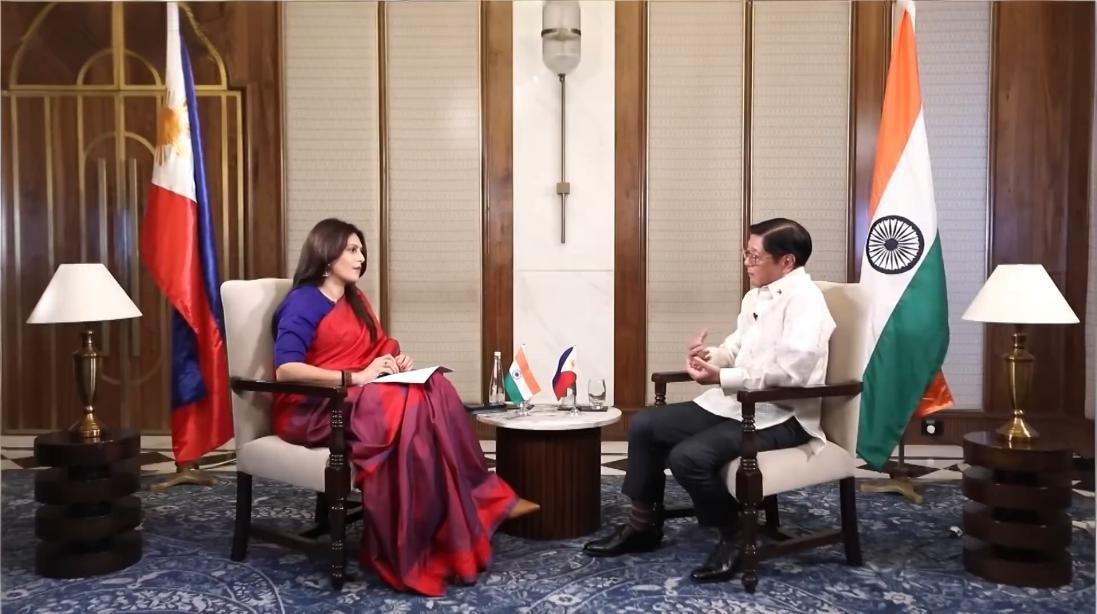 不得不说甲亢姐还真是一个挑事儿的高手，在抹黑我国这件事儿上她是不余遗力，最近又跟