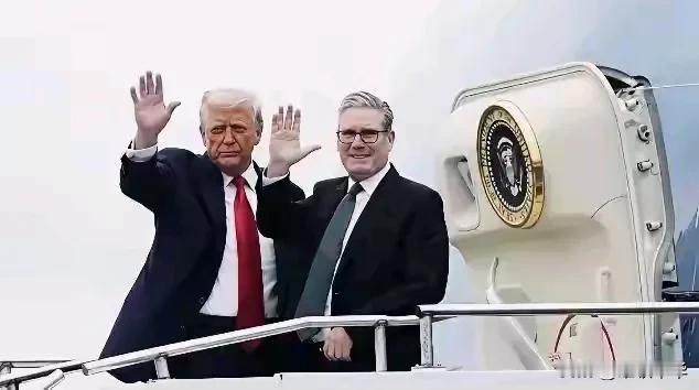 与特朗普同乘美国空军一号待遇的国外首脑并不多，英国首相斯塔默是其中一个！