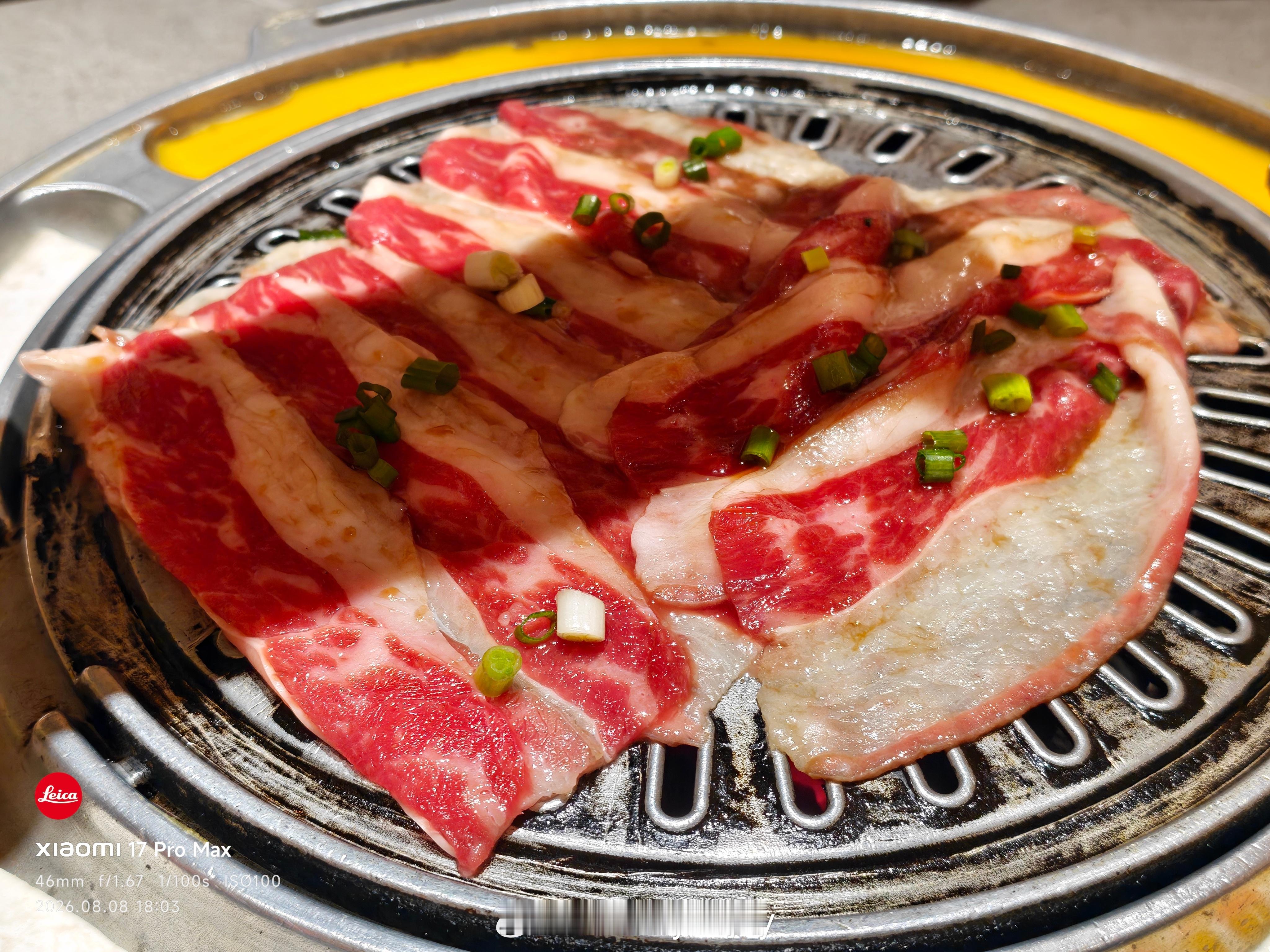 朴宝黑金店懿桀 上海·首尔朴宝·炭火烤肉(四川北路店)