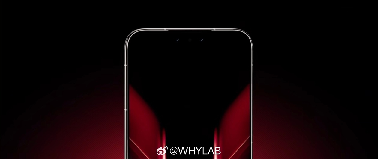华为 Mate 90 RS 非凡大师登场，后盖是红银拼接设计，八边形星状镜头，还