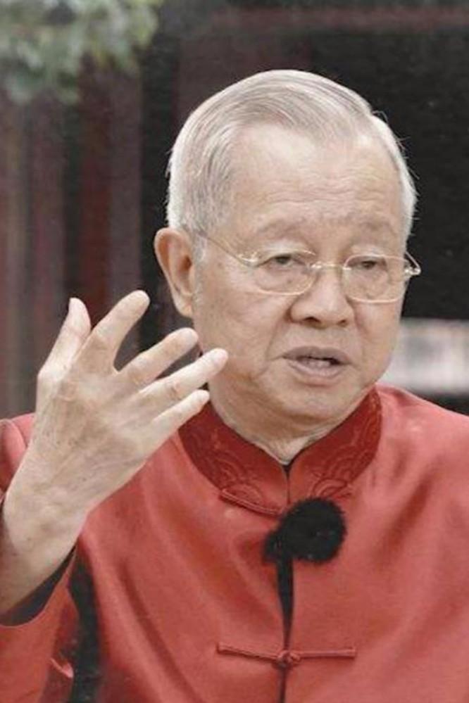 曾仕强教授警世：“勿轻忽天意之暗示。今人常迷信眼见为实，然真相常隐于无形。谨记，