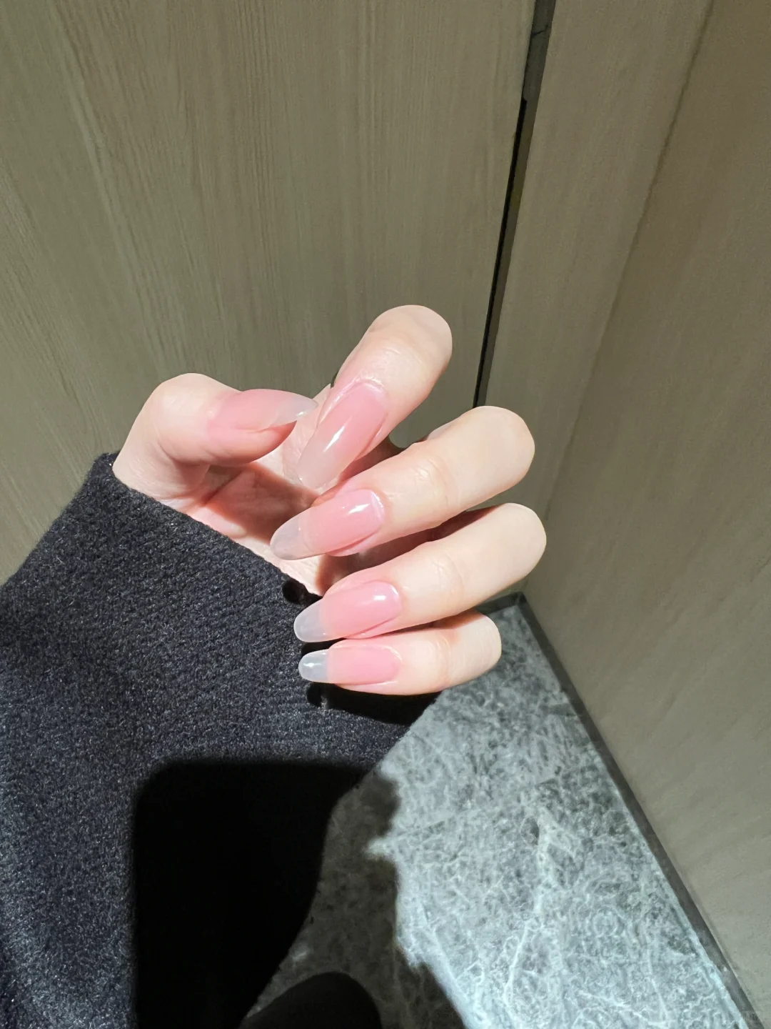 好喜欢新做的美甲💅🏻