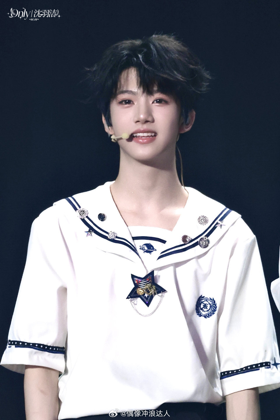 站姐团建•张函瑞徐安博愚人节张函瑞美图疯狂保存中。。📸📸📸📸📸📸 