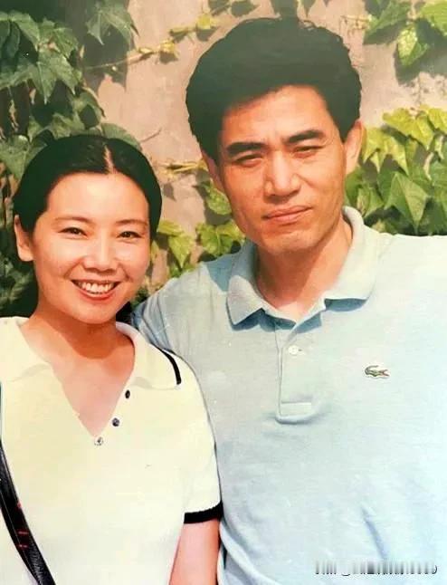 陈宝国拒绝儿子进演艺圈，曾被失眠困扰，今明星儿子又成为心病。陈宝国的耽心是正确的