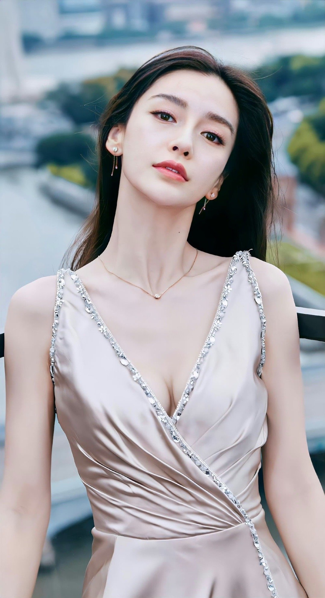 杨颖[心][心]到底什么时候回归真的很想你 ​​​
