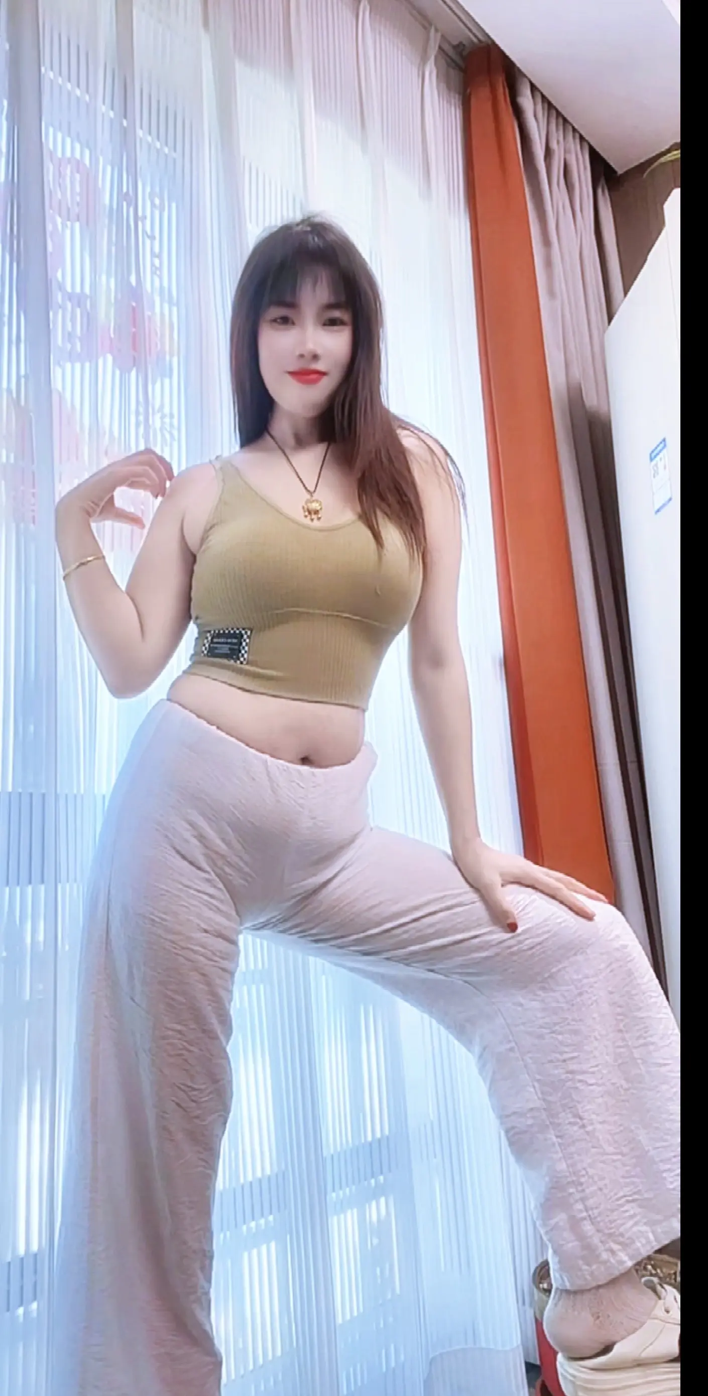 现在的我宁愿被人说成不合群，也不绝不将就讨好任何人，无论什么关系，你觉...