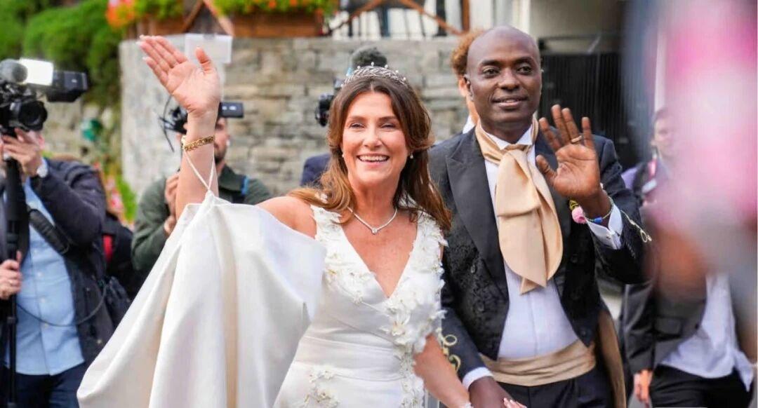 到目前为止，因爱泼斯坦萝莉岛事件曝光的最大受害者出现了，此人就是挪威王妃梅特·玛