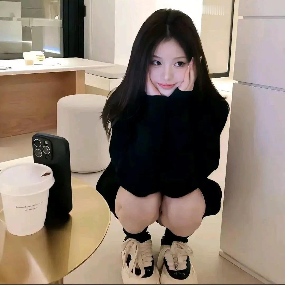 宅家时光，慵懒又自在居家惬意感 宅家独处状态 居家慵懒时光 宅家生活 宅家自拍 