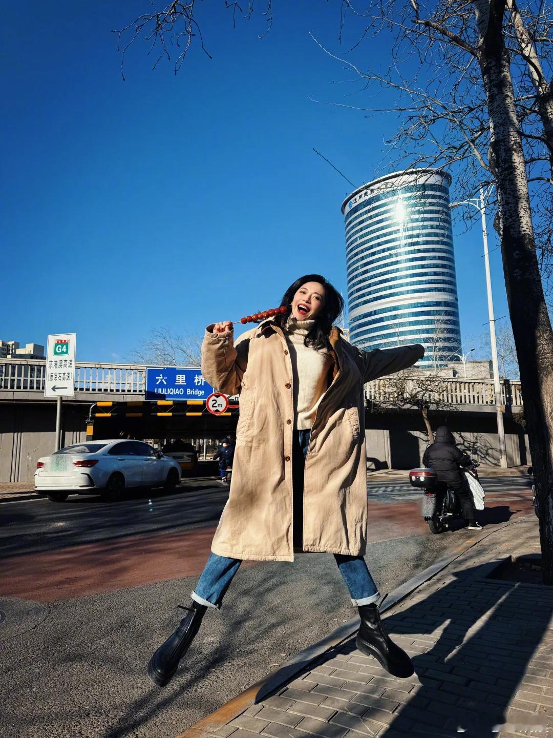 郭芙蓉这售后行啊郭芙蓉姚晨把武林外传地名走了一遍姚晨替我们重走武林旧路：六里桥、