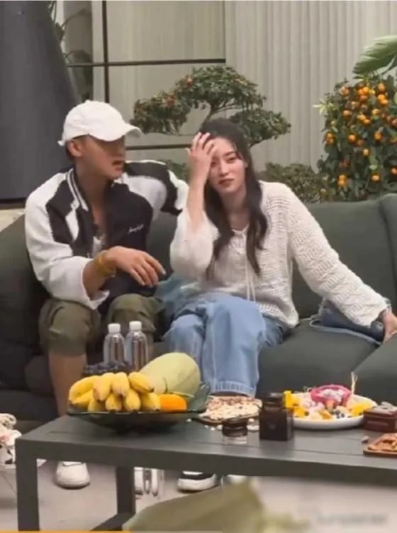 #徐艺洋说吵架会被黄子韬拉黑#徐艺洋说跟黄子韬吵架会被拉黑，那我猜想，一定是黄子