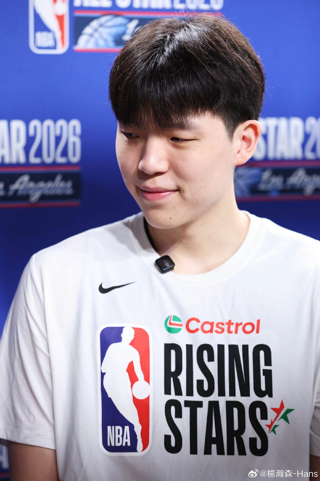 #杨瀚森说第一次全明星玩得很开心#  新秀赛出战8分02秒，得到10分2篮板。发