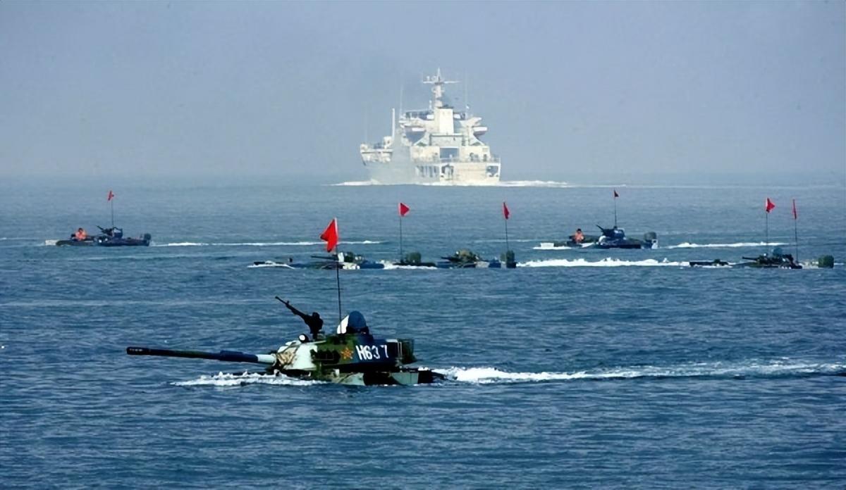 [太阳]中国再不出手统一台湾，汹涌的民意恐怕就压不住了，国防部曾说，咱们一直保持