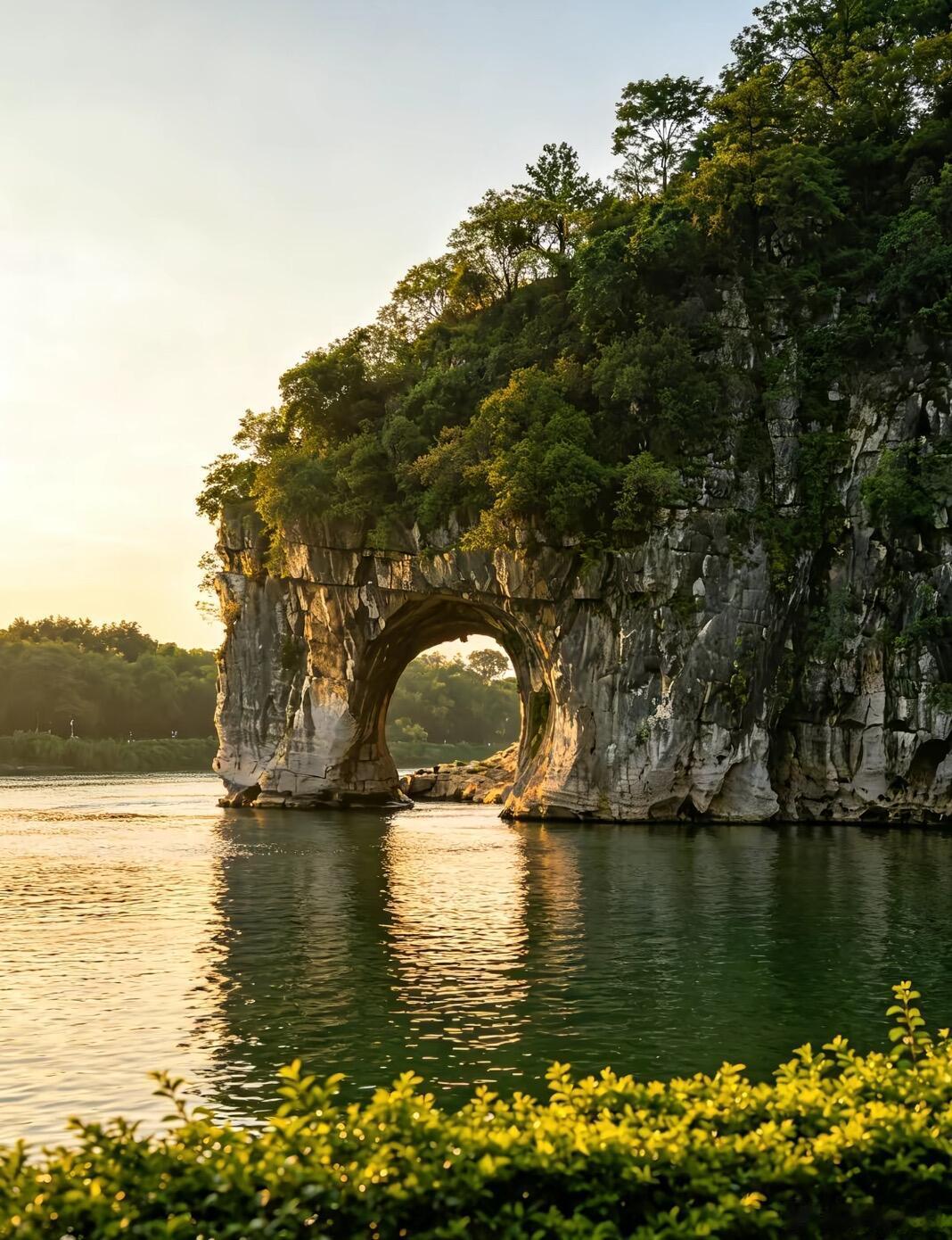 休息三天的生活质量桂林全新文旅宣传片《来桂林，做甲方啵》上线，桂林真的太适合逃离
