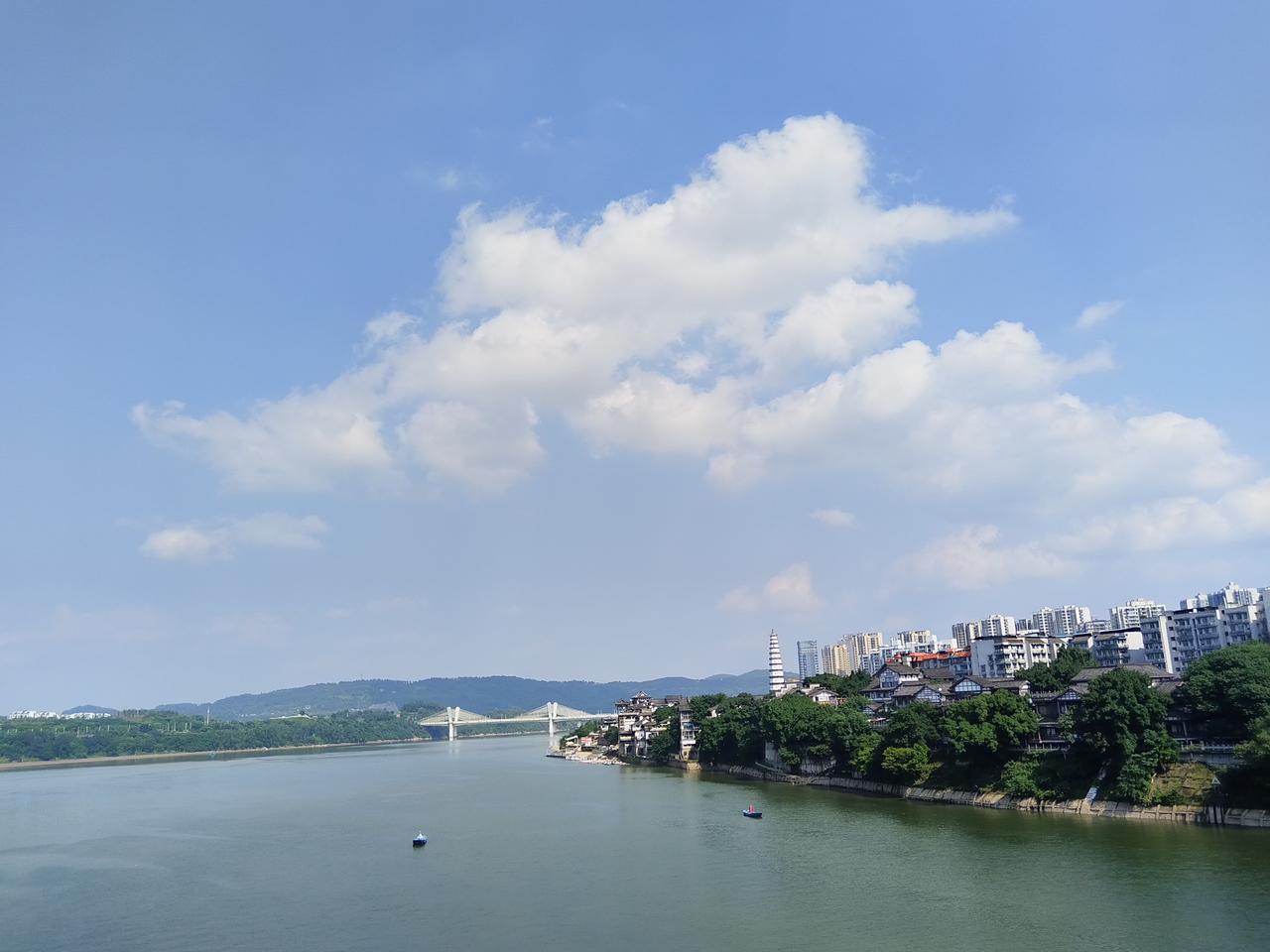 雨过天晴，蓝天白云，这里是江城合川！