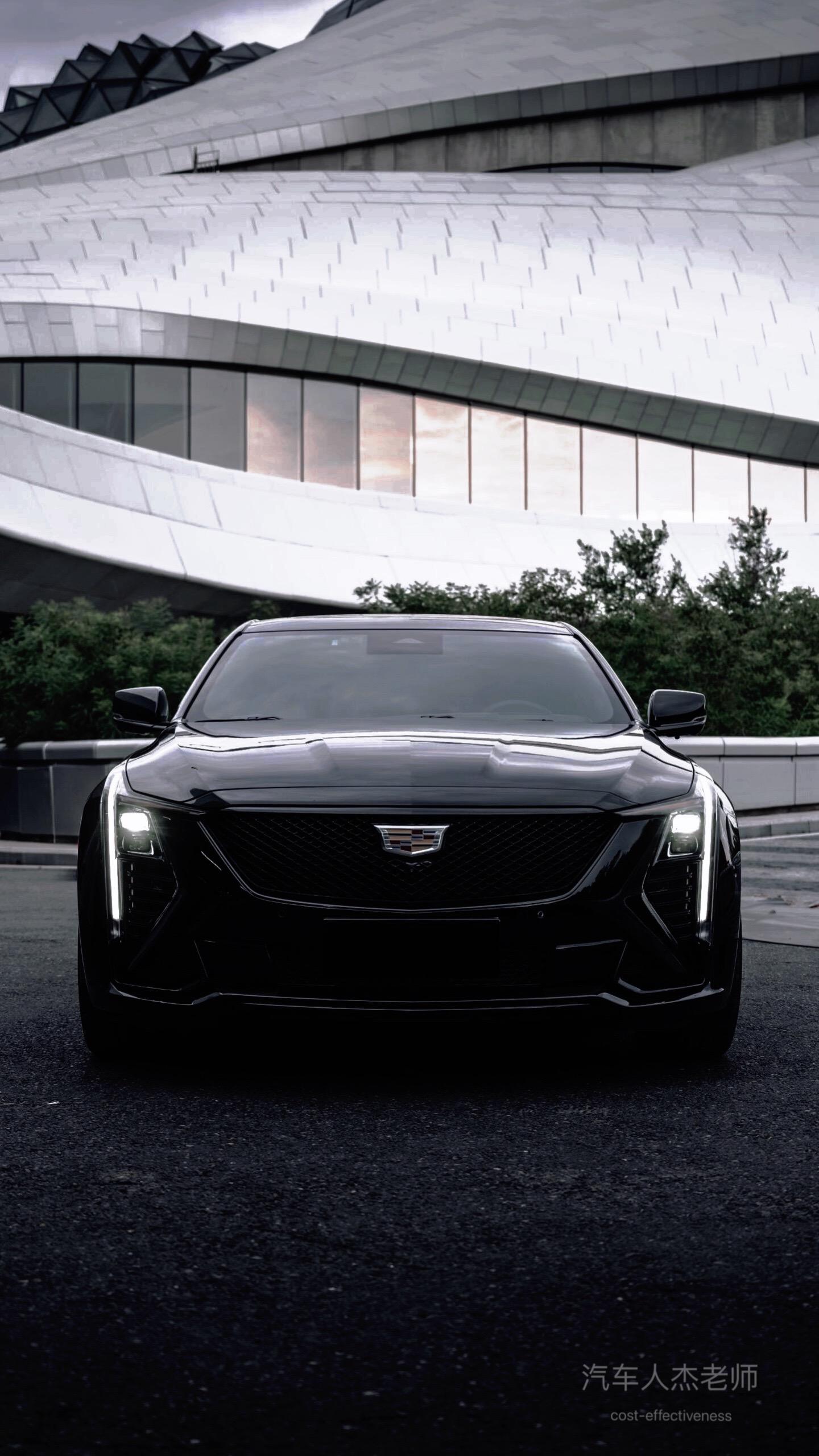 愿七彩圣盾，照亮您的前路与热爱！