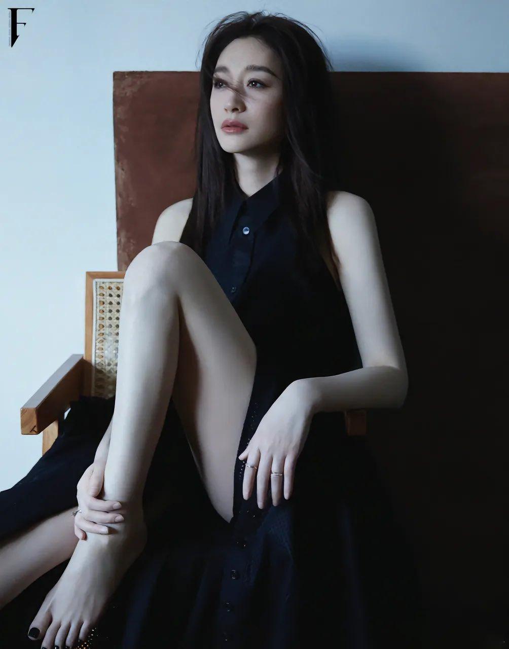 这就是庆余年的长公主李小冉吗？
怪不得是先天影视圣体啊，这谁不迷糊呢？