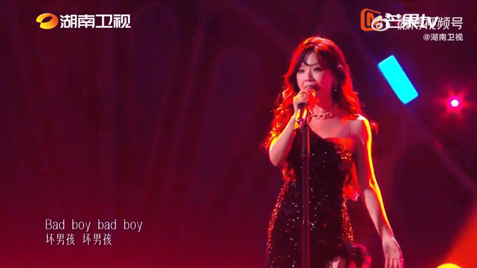 万妮达BadBoy改了3版编曲歌手2026 万妮达的胜利从来都不是偶然！《歌手2