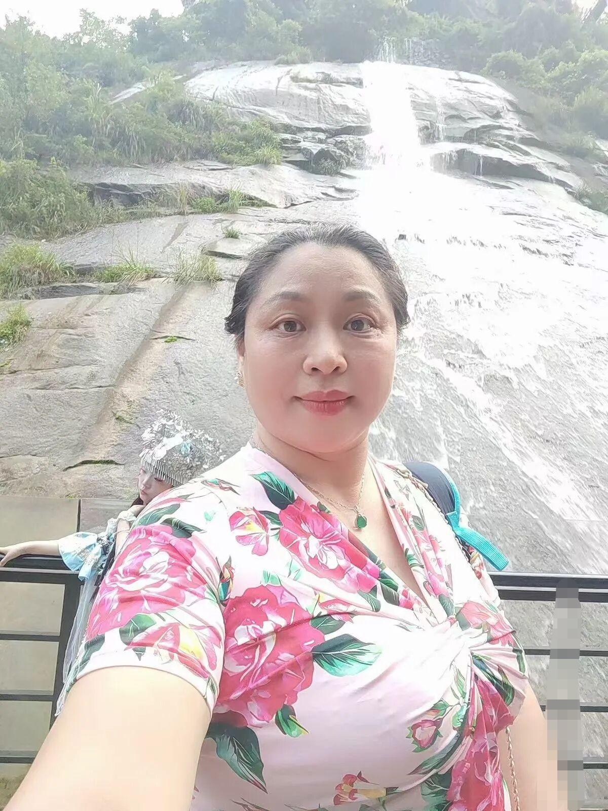 乡村少妇