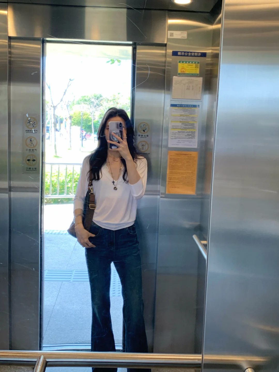 电梯检阅｜干净清爽的日常胶囊衣橱