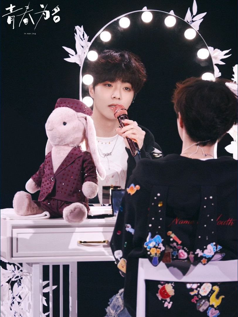 陈立农八周年语音拍立得 爱是双向奔赴的浪漫！陈立农八周年不仅有工作室的走心长文，