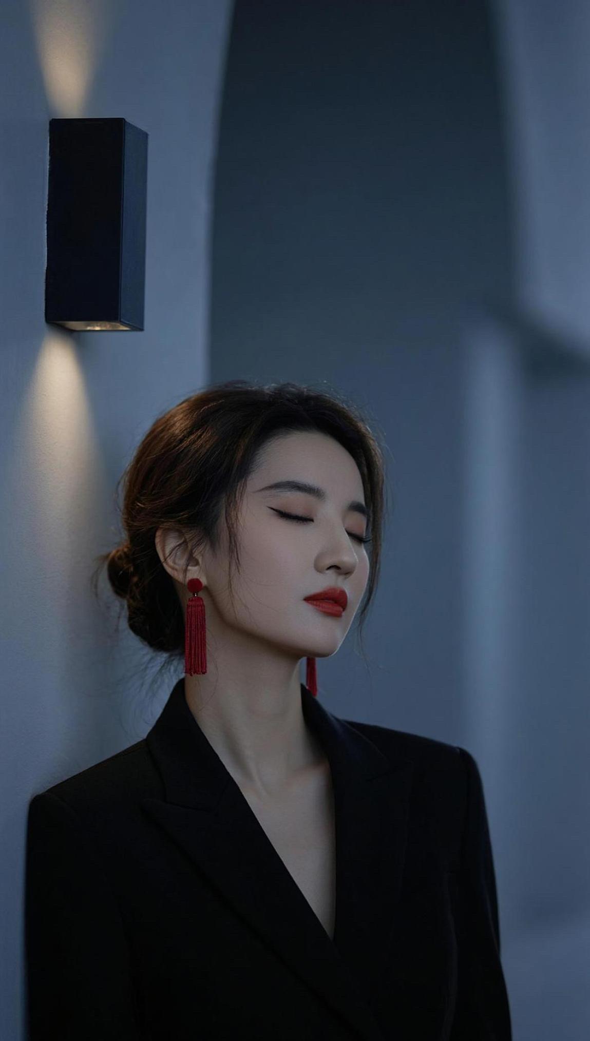 抖音ai创作 今日分享 不一样的自己 高级脸 与众不同