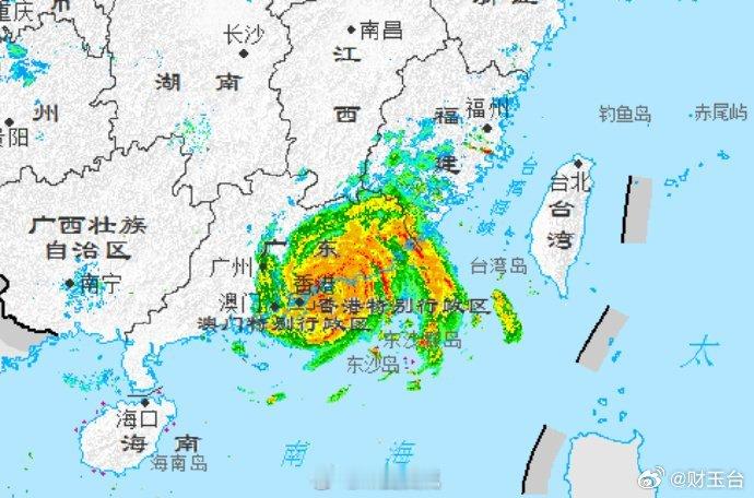 台风红霞影响范围红霞已经登陆广东惠州，不只是粤东沿海承受狂风暴雨，风雨影响范围远