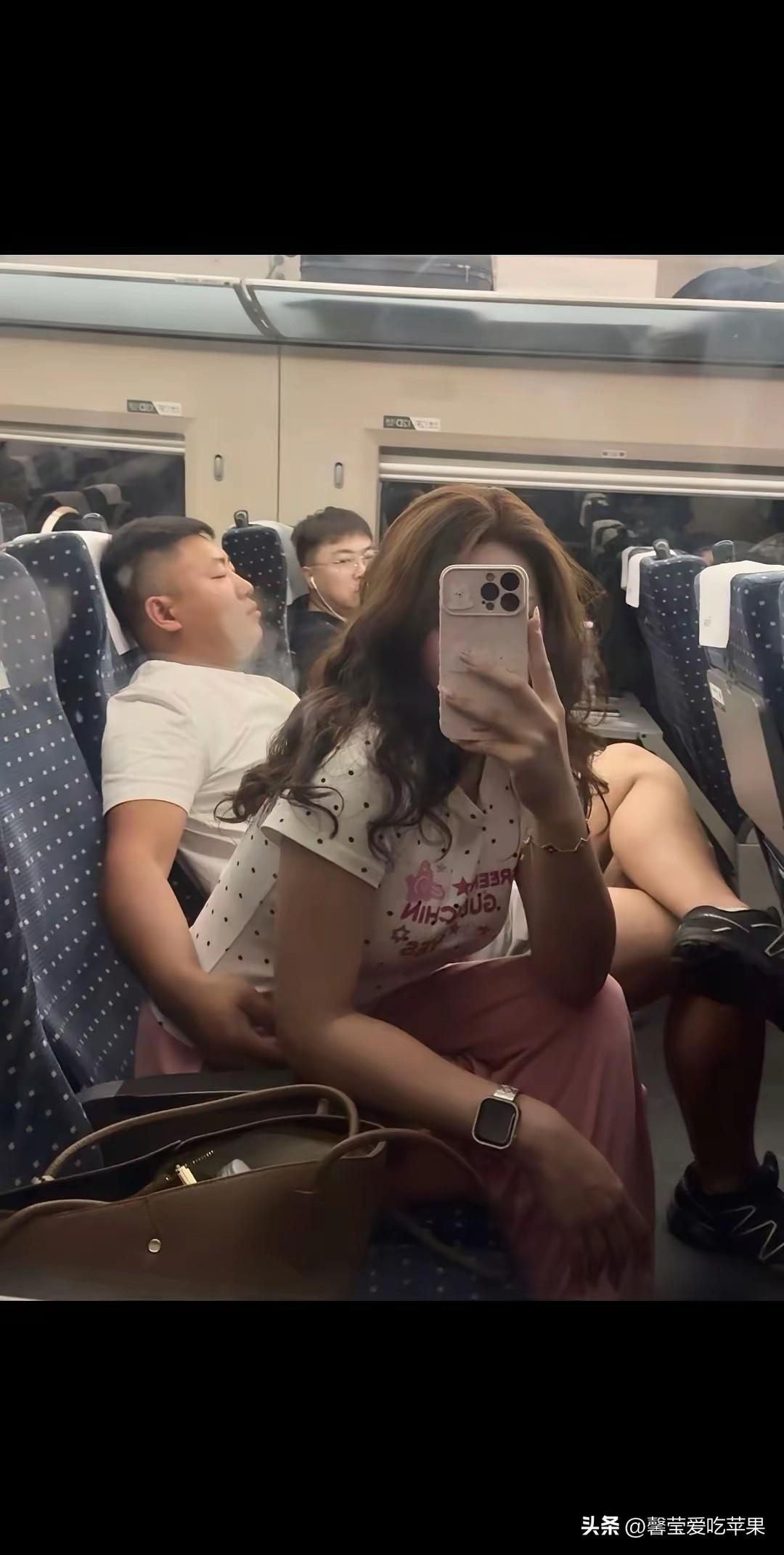 不怪大叔一脸幸福，换谁谁不是？