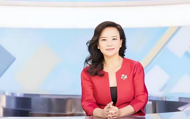 2020 年的一天，央视有名的主持人成蕾，跟往常一样在访谈节目里瞎聊。可就在这时