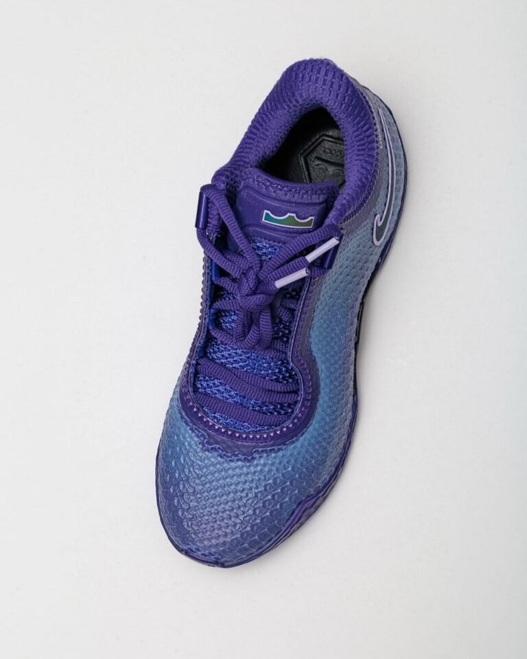 Nike LeBron 24 “Opening Night” PE  詹姆斯转到