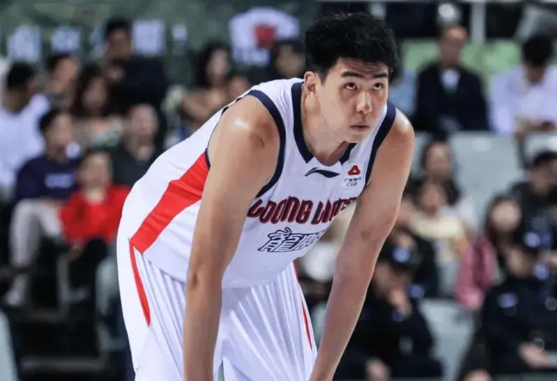 陈正昊：有多支NBA球队要试训徐昕，希望他今年能去打夏联
04月14日讯 今日，