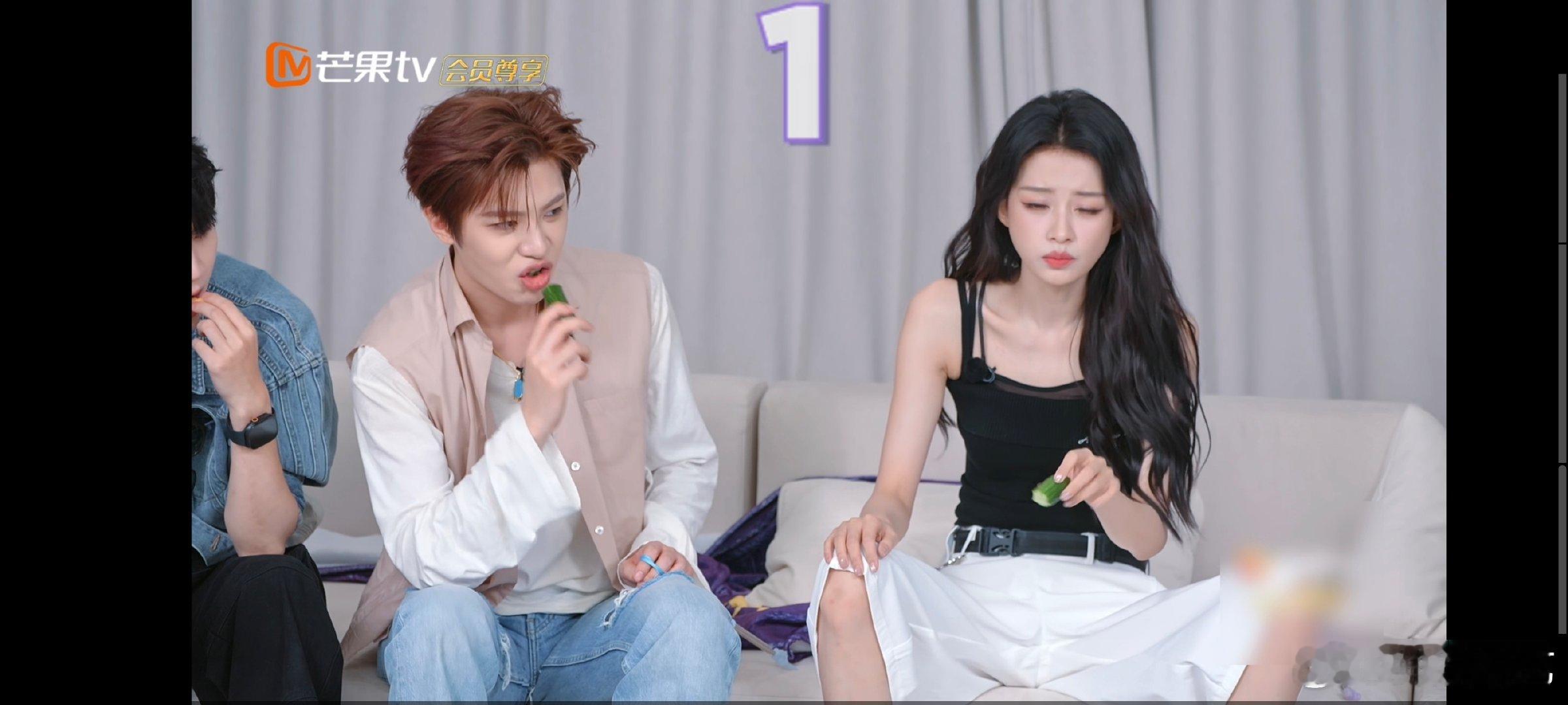 黄明昊被李小冉骂懵了不想睡的星期五本来好好的游戏环节，被姐姐一句话给整成了名场面