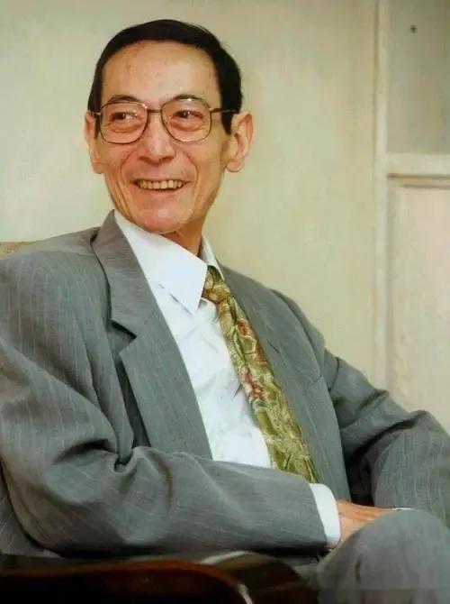 蒋介石家庭成员去世年龄
一、儿子、儿媳
1、蒋纬国，81岁
2、蒋经国，78岁
