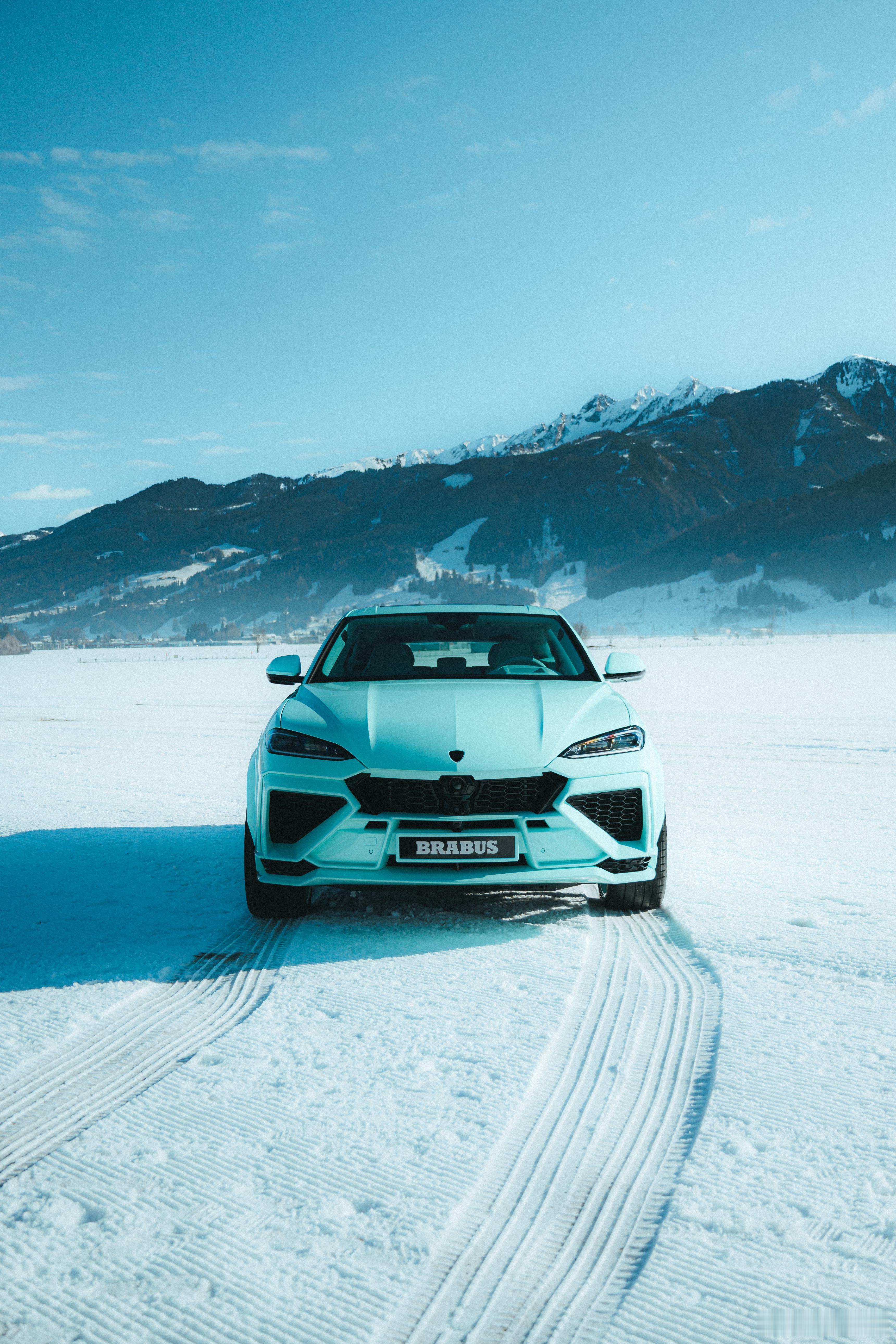 今年FAT Ice Race，首发的Brabus 900 MINT也是首次改装兰