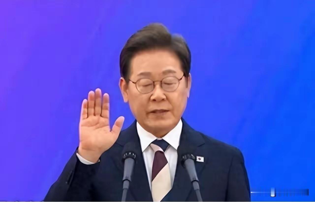 如果韩国不在东亚，放在美洲或西半球，它的军事实力仅次于美国。 这句话不是夸张。