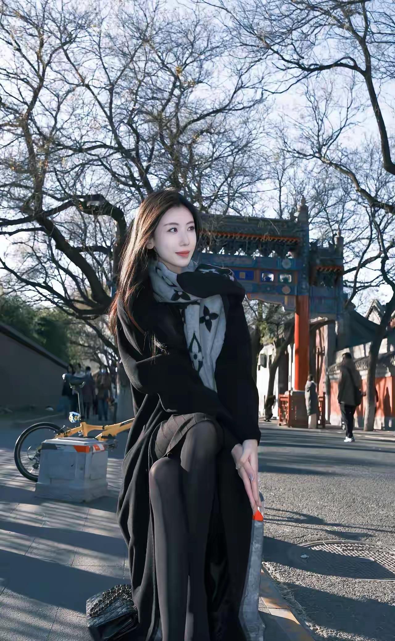 冬日漫步在古街，岁月静好。