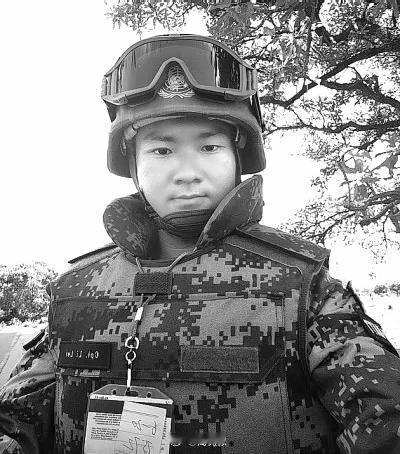 2016年中国维和步兵营在执行难民营警戒任务时，遭遇恐怖分子炮弹袭击，李磊被弹片