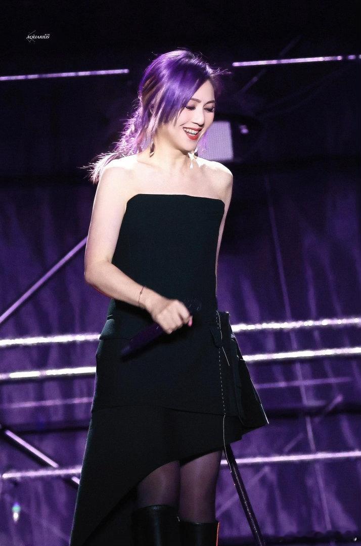 杨千嬅把两个红磡搬到成都 从红馆六场到东安湖两场，杨千嬅的“Live MY LI