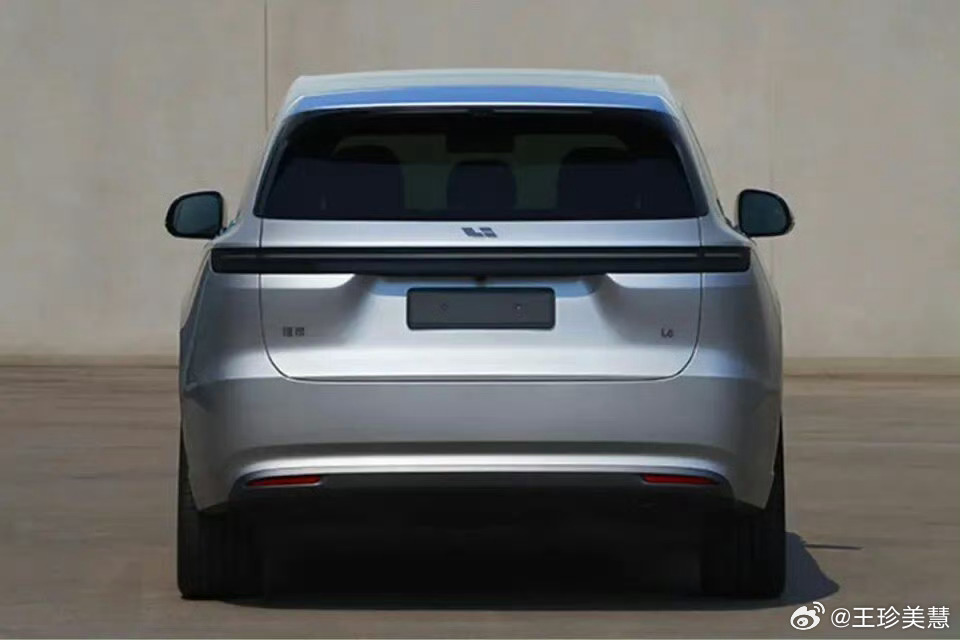 新一代理想L6或将涨价啊？全靠i6撑着，还涨价？ 