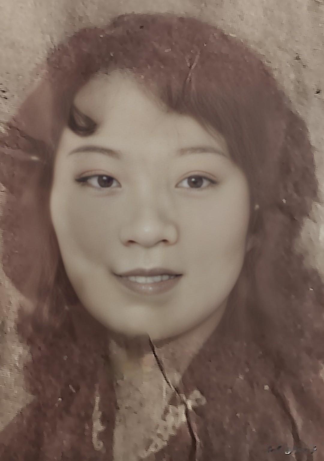 中国音乐史人物之第431位，季小琴（1955.10— ）出生于上海，毕业于荷兰蒂