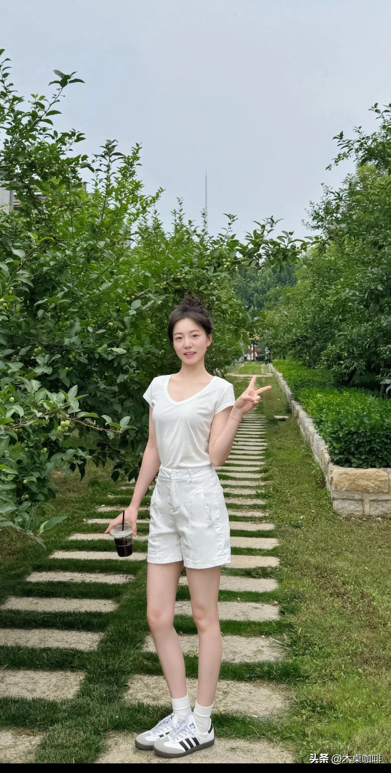 高高的丸子头