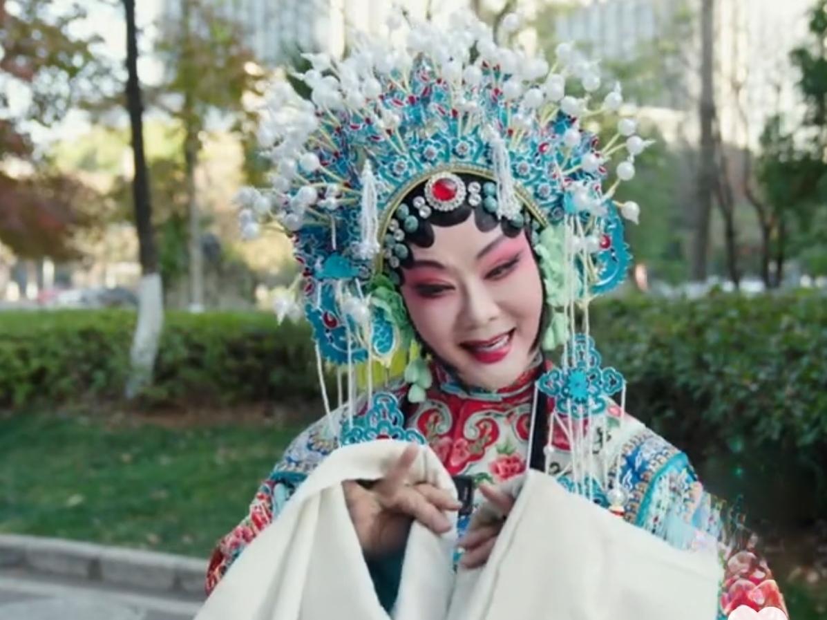 🔥滇剧梅花奖得主陈亚萍邀您赴约春城！滇剧名家、梅花奖得主陈亚萍盛情邀约，共赴春