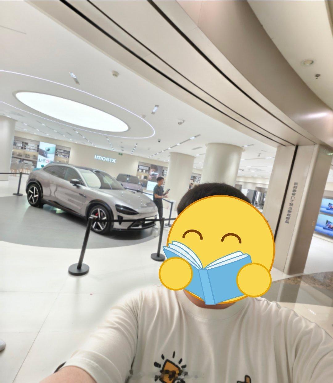 第一张跟小米YU7的合影[笑而不语]你好同学 ​​​