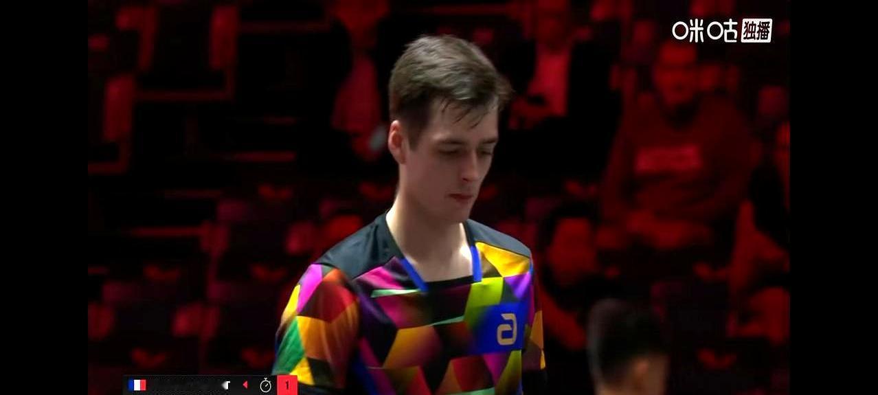 国乒之外，法国成男单16强最大赢家。
 
22岁泊雷特0-2逆转德国种子邱党，不