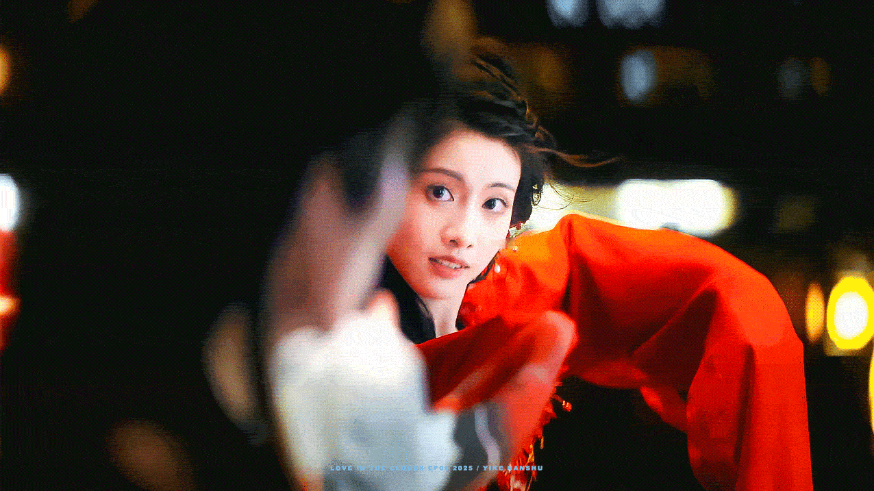 “你不是她。” 潘珺雅 ​​​