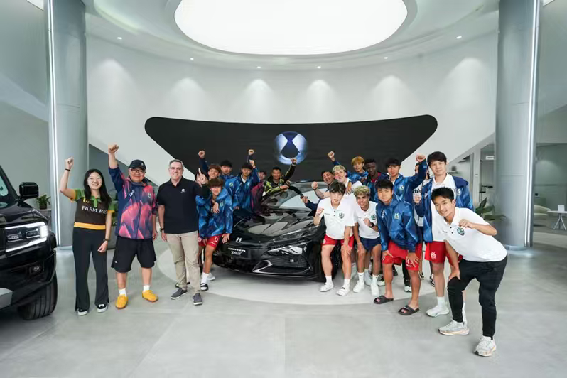 6月8日-6月26日，中国足球小将09、10梯队前往美洲进行足球文化交流活动。抵