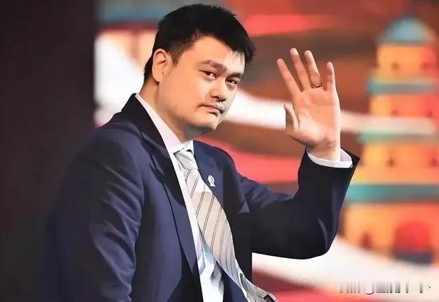 我很好奇:一个早已功成名就、财富自由、双商显著、声明显赫、集万千赞誉于一身的中国