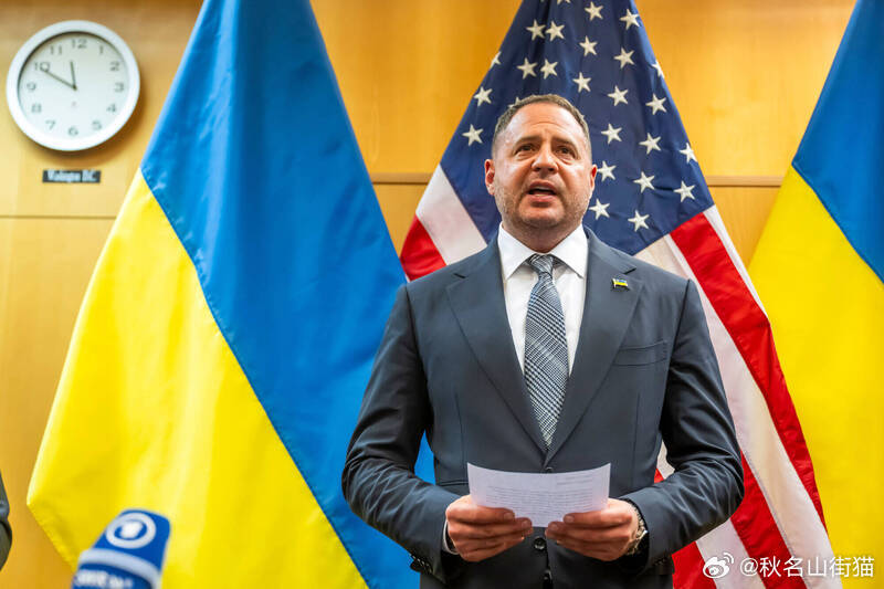 【绝不妥协！普京要求乌克兰撤军割地 乌克兰幕僚长回应坚决不放弃领土】海外新鲜事俄